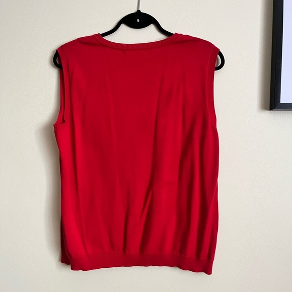 3 sweater vests in excellent condition! - Picture 8 of 12